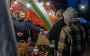 Fundacja Petralana po raz szósty zorganizowała wigilię w bytomskiej noclegowni  (3)