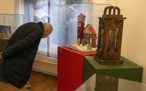 Boże Narodzenie bez granic. Szopki ze świata Muzeum Górnośląskim (11)