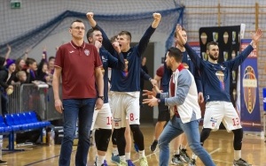 Koszykarze Polonii Bytom liderem swojej grupy w II lidze (16)