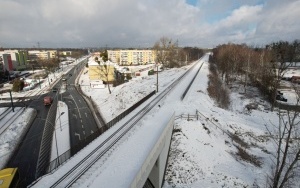 Trwa budowa peronu na stacji w Stroszku oraz przebudowa wiaduktu nad ul. Dojazd (5)