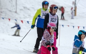 Zawody narciarsko-snowboardowe w Suchej Górze (8)