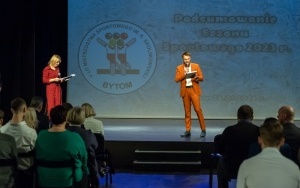 Kolejny bardzo dobry sezon uczniów V Liceum Ogólnokształcącego Mistrzostwa Sportowego (1)