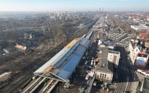 Postęp prac przy modernizacji hali peronowej dworca PKP w Bytomiu (3)