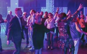 Seniorzy na parkiecie (5)