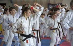 Karate dla każdego. W Hali na Skarpie bytomianie poznali tajniki karate (4)