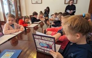 Dzieci z Przedszkola Miejskiego 25 w Biurze Promocji Bytomia (4)