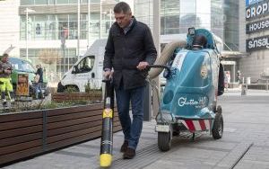 Testowanie autonomicznego odkurzacza na ul. Dworcowej (2)