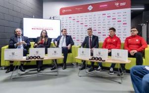 W Bytomiu Polski Hokej przedstawił nowego Głównego Sponsora reprezentacji. W kwietniu Polacy zagrają na naszym lodowisku (3)