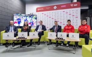W Bytomiu Polski Hokej przedstawił nowego Głównego Sponsora reprezentacji. W kwietniu Polacy zagrają na naszym lodowisku (6)