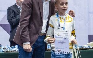 Dekoracja laureatów konkursu modelarskiego (10)