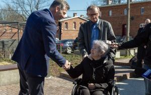 Przekazanie kluczny nowym lokatorom Kolonii Zgorzelec (5)
