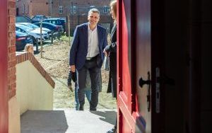 Przekazanie kluczny nowym lokatorom Kolonii Zgorzelec (6)