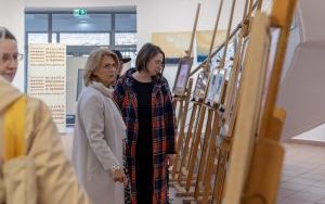  Postindustrialne pejzaże Wesołowskiej w Galerii Rotunda (11)