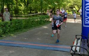 Bieg Konstytucji 3 Maja w Parku Miejskim im. hm. Franciszka Kachla (13)