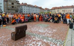 Happening na Rynku z okazji Dnia Godności Osób z Niepełnosprawnością Intelektualną  (4)