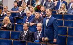 Ślubowanie i zaprzysiężenie prezydenta Bytomia i radnych Rady Miejskiej w Bytomiu (8)