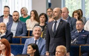 Ślubowanie i zaprzysiężenie prezydenta Bytomia i radnych Rady Miejskiej w Bytomiu (9)