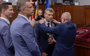 Ślubowanie i zaprzysiężenie prezydenta Bytomia i radnych Rady Miejskiej w Bytomiu (11)