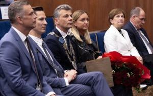 Ślubowanie i zaprzysiężenie prezydenta Bytomia i radnych Rady Miejskiej w Bytomiu (15)