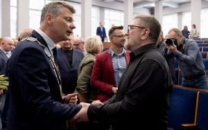 Ślubowanie i zaprzysiężenie prezydenta Bytomia i radnych Rady Miejskiej w Bytomiu   (10)