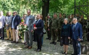 Poświęcenie Memoriału Kresowej Pamięci na cmentarzu Mater Dolorosa przy ul. Piekarskiej (5)
