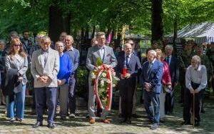 Poświęcenie Memoriału Kresowej Pamięci na cmentarzu Mater Dolorosa przy ul. Piekarskiej (9)
