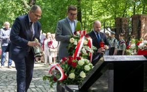 Poświęcenie Memoriału Kresowej Pamięci na cmentarzu Mater Dolorosa przy ul. Piekarskiej (14)