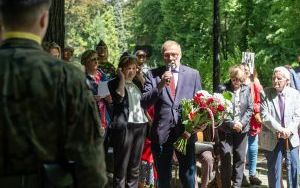 Poświęcenie Memoriału Kresowej Pamięci na cmentarzu Mater Dolorosa przy ul. Piekarskiej (19)