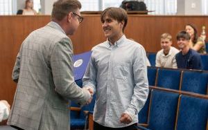 Zastępca prezydenta Bytomia wręczył stypendia najlepszym bytomskim sportowcom (14)