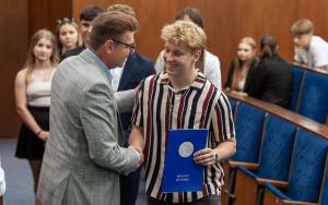 Zastępca prezydenta Bytomia wręczył stypendia najlepszym bytomskim sportowcom (17)