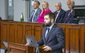 Wręczenie dyplomów absolwentom Kijowskiego Uniwersytetu Medycznego  (13)