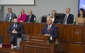 Wręczenie dyplomów absolwentom Kijowskiego Uniwersytetu Medycznego  (2)