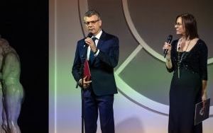 Pamiątkowa tablica Franza Landsbergera wróciła na swoje miejsce (8)