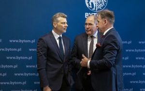 Podpisanie trójstronnego porozumienia w sprawie utworzenia akceleratora biznesu na terenach po KWK Centrum (4)