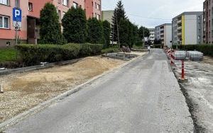 Trwa przebudowa ul. Tysiąclecia w Stroszku (9)