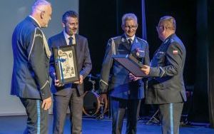 Bytomscy policjanci świętowali. Były awanse i odznaczenia (3)