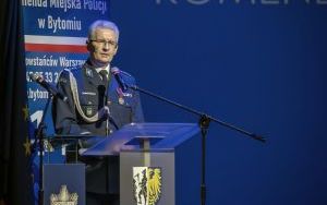 Bytomscy policjanci świętowali. Były awanse i odznaczenia (8)
