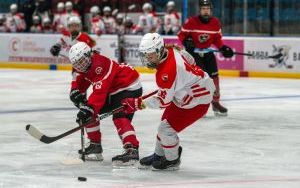Zwycięstwo hokejowej reprezentacji Polski Juniorek (7)