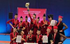 Świetny występ bytomskich tancerek na mistrzostwach w Ostrawie (1)