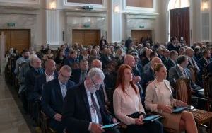 Podczas uroczystej sesji Rady Miejskiej w Operze Śląskiej, Danuta Skalska otrzymała tytuł Honorowej Obywatelki Miasta Bytomia (2)