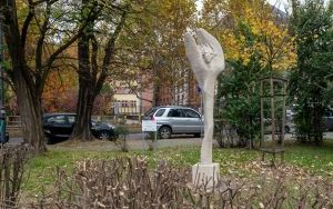 Rzeźby plenerowe po remoncie  (1)
