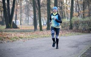 Biegali 12 godzin aby pomóc powodzianom (3)