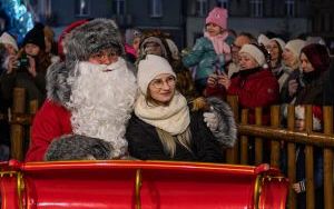 Bytomski Jarmark Świąteczny przyciąga tłumy mieszkańców - 6 grudnia (6)