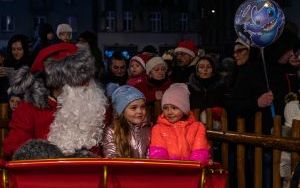 Bytomski Jarmark Świąteczny przyciąga tłumy mieszkańców - 6 grudnia (2)