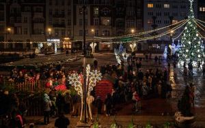 Bytomski Jarmark Świąteczny przyciąga tłumy mieszkańców - 6 grudnia (5)