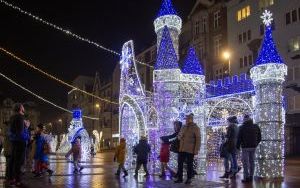 Bytomski Jarmark Świąteczny przyciąga tłumy mieszkańców - 7 grudnia (3)
