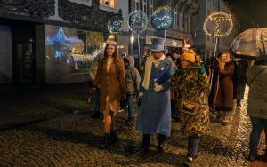 Jarmark Świąteczny - Parada z Mikołajem (15)