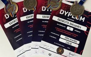 Cztery złote medale bytomskiej młodej pływaczki (2)