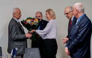 Honory dla byłego prezesa Związku Szpitali Powiatowych Województwa Śląskiego  (6)