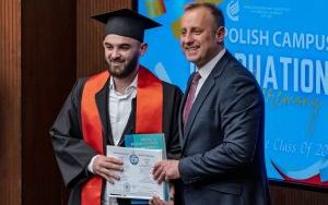 Wręczenie dyplomów studentom Kijowskiego Uniwersytetu Medycznego (14)
